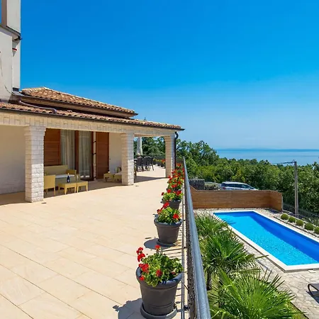 Lovely In Vakantiehuis Veprinac
