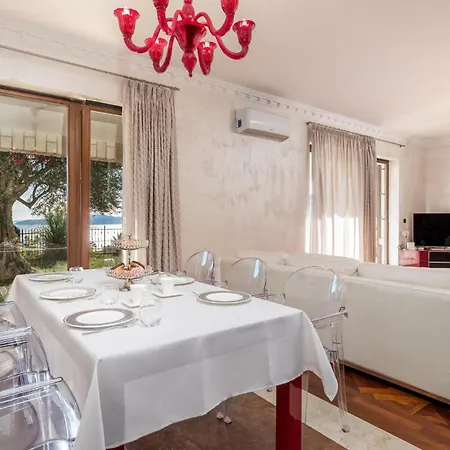 Feriehus Awesome In With Wifi Veprinac