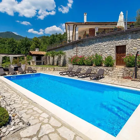 Feriehus Awesome In With Wifi